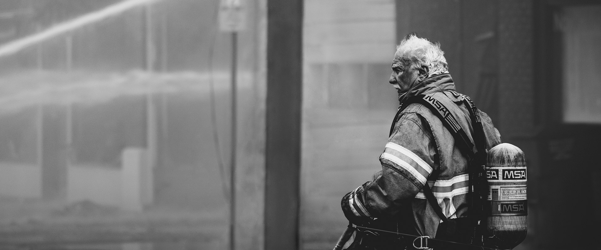 Firefighter Old Bw 1920X800